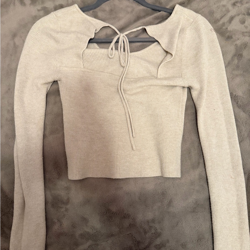 Chic Beige Women's Knit Top